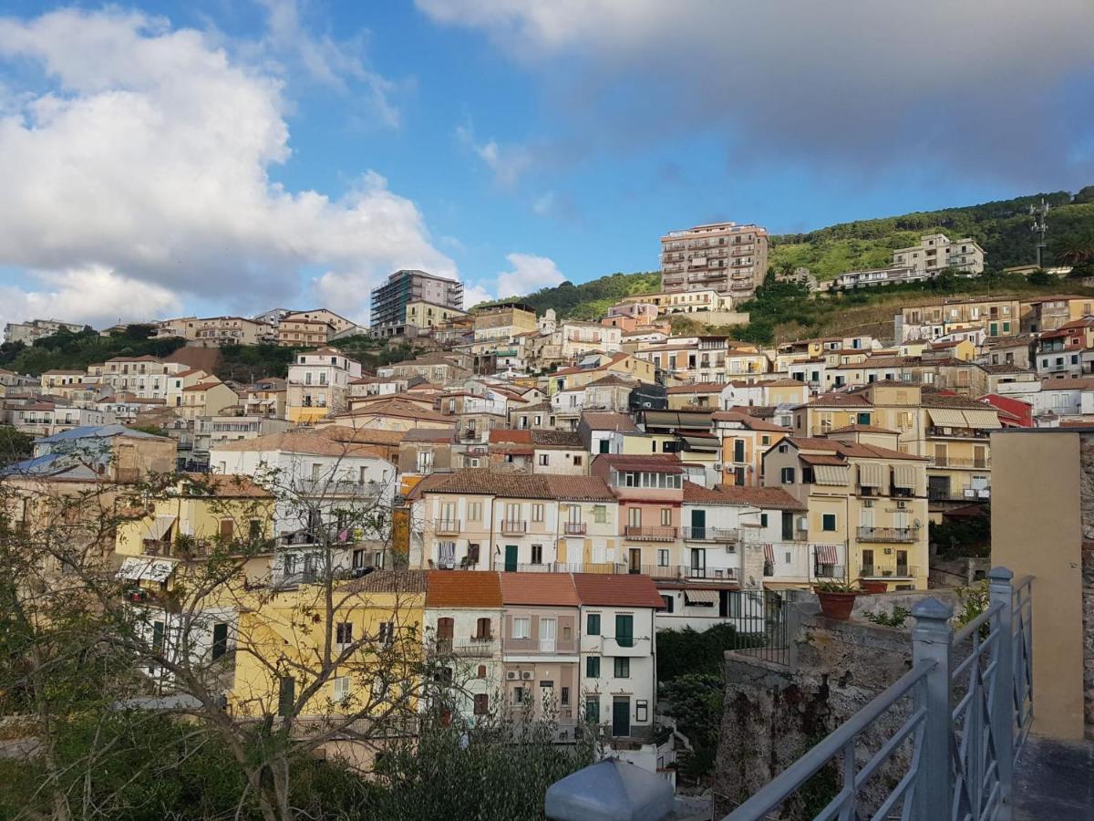 B&B Il Vicolo Di Pizzo Eksteriør billede