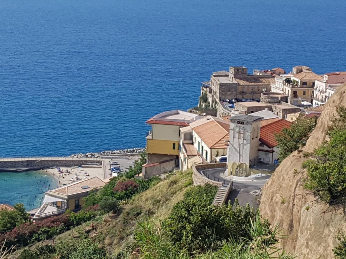 B&B Il Vicolo Di Pizzo Eksteriør billede